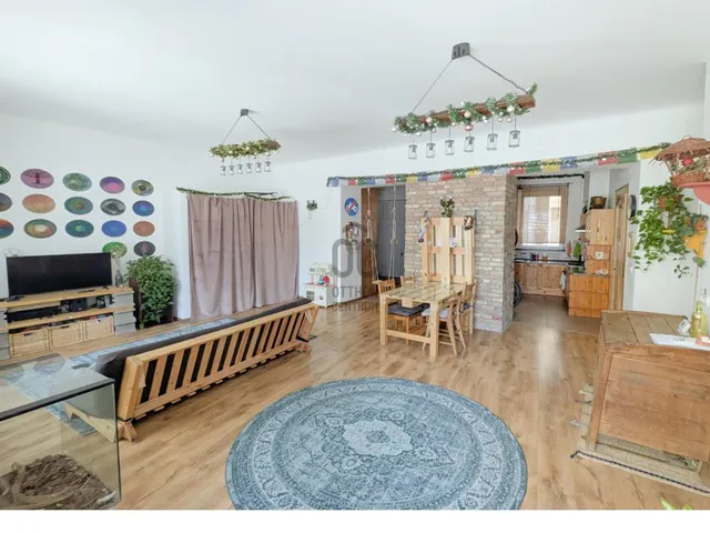 Eladó lakás Budapest I. kerület, Naphegy 98 nm