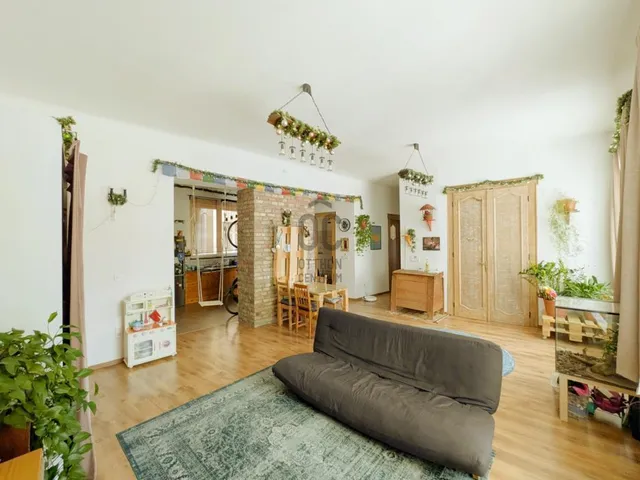 Eladó lakás Budapest I. kerület, Naphegy 98 nm