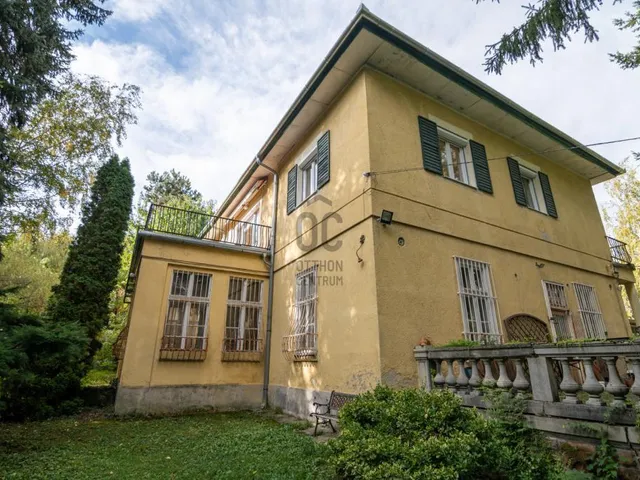 Eladó lakás Budapest II. kerület, Hűvösvölgy 185 nm