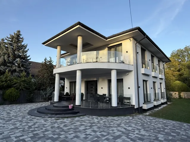 Eladó ház Budapest III. kerület, Rómaifürdő 240 nm