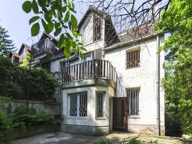 Eladó ház Budapest XII. kerület, Istenhegy 214 nm