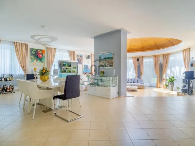 Eladó ház Páty 285 nm