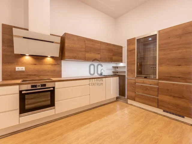 Eladó lakás Budapest II. kerület, Víziváros II. ker 120 nm