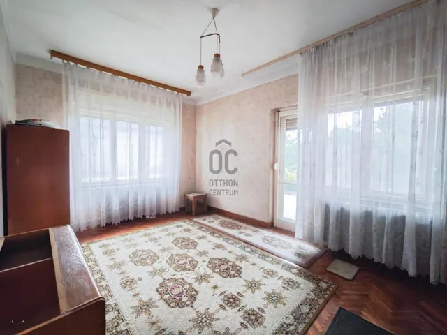 Eladó ház Komárom 145 nm