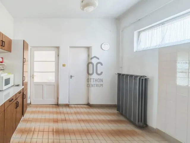 Eladó ház Komárom 145 nm