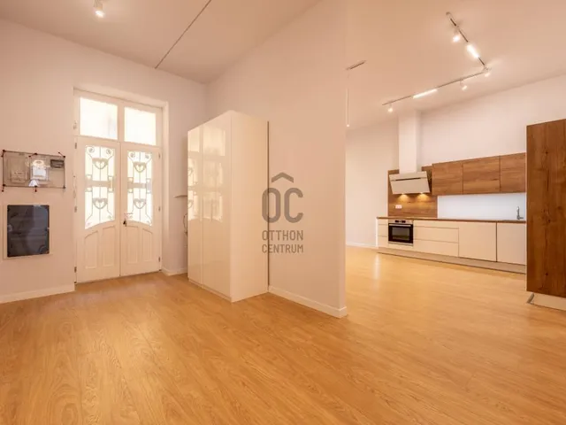 Eladó lakás Budapest II. kerület 120 nm