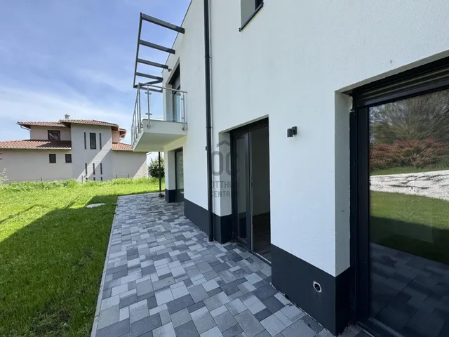 Eladó lakás Budapest III. kerület, Táborhegy 86 nm