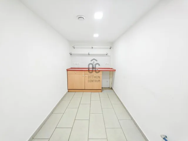 Kiadó kereskedelmi és ipari ingatlan Budapest VII. kerület 97 nm