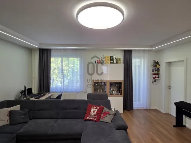 Eladó lakás Budapest III. kerület, Filatorigát 85 nm