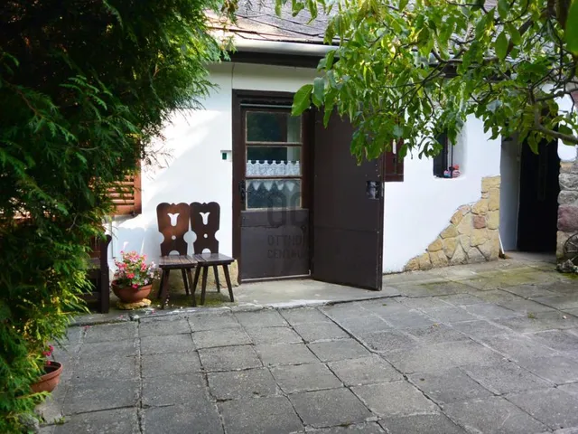 Eladó lakás Budapest XII. kerület, Svábhegy 33 nm