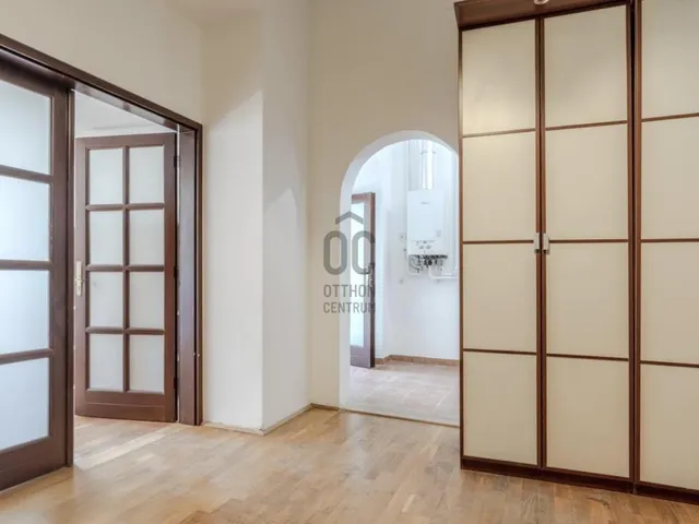 Eladó lakás Budapest II. kerület, Országút 85 nm