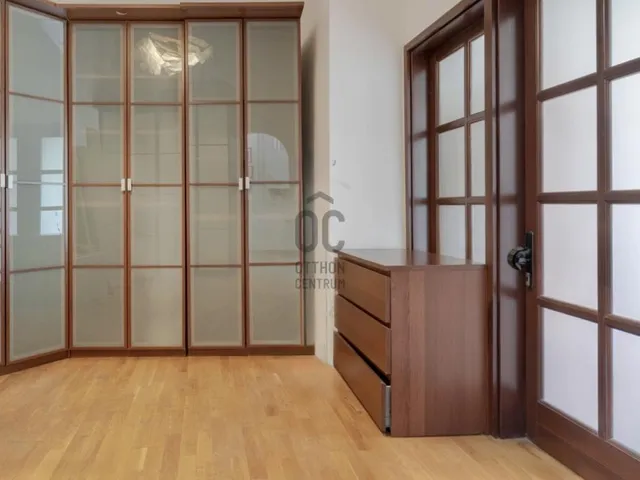 Eladó lakás Budapest II. kerület, Országút 85 nm