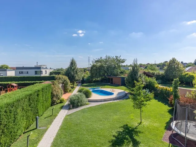 Eladó ház Budapest XXII. kerület 304 nm