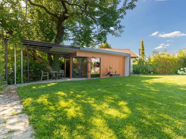 Eladó ház Budapest XXII. kerület 304 nm