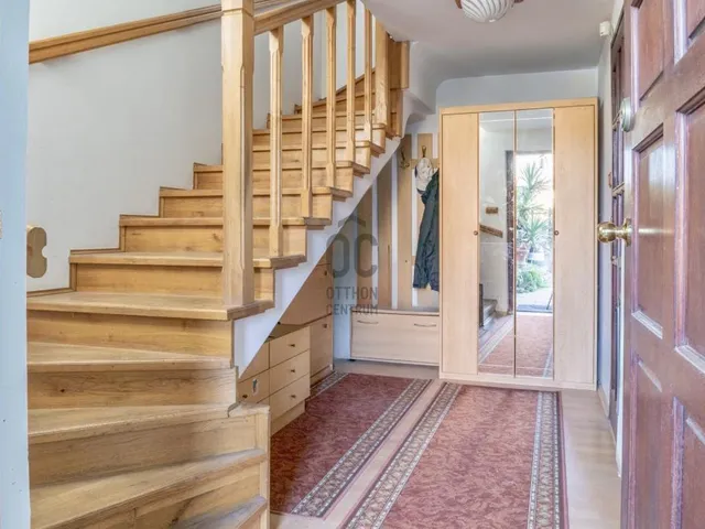 Eladó ház Budapest XI. kerület, Kelenvölgy 340 nm