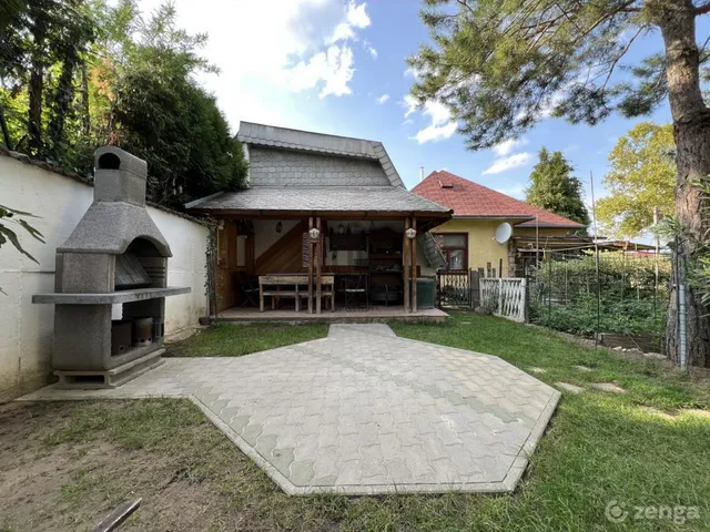 Eladó ház Budapest XI. kerület, Kelenvölgy 340 nm