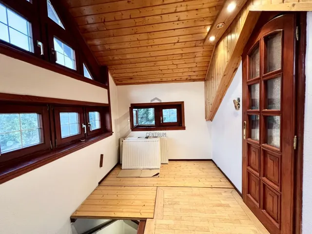 Eladó ház Budapest XI. kerület, Kelenvölgy 170 nm