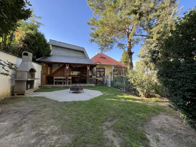 Eladó ház Budapest XI. kerület, Kelenvölgy 170 nm