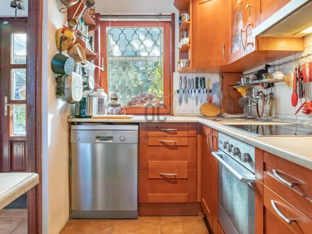 Eladó ház Budapest XI. kerület, Kelenvölgy 170 nm