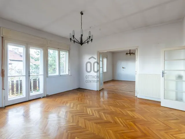 Eladó ház Budapest XI. kerület, Sasad-Sashegy XI. ker. 221 nm