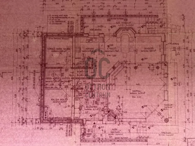 Eladó ház Budapest II. kerület, Budaliget 385 nm