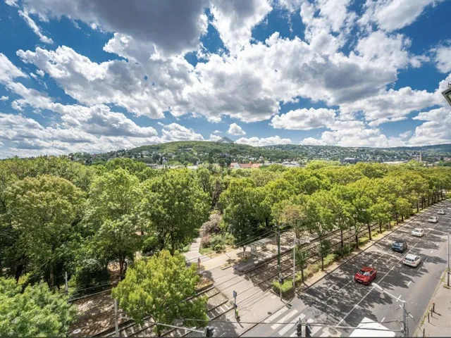 Eladó lakás Budapest II. kerület, Országút 80 nm