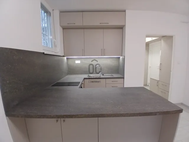 Eladó lakás Budapest XI. kerület, Sasad-Sashegy XI. ker. 27 nm