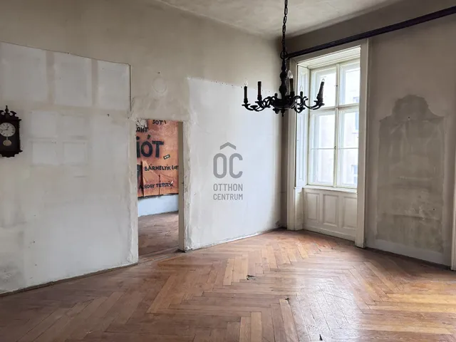 Eladó lakás Budapest I. kerület 94 nm