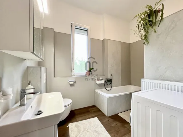 Eladó lakás Budapest XII. kerület, Farkasvölgy 80 nm