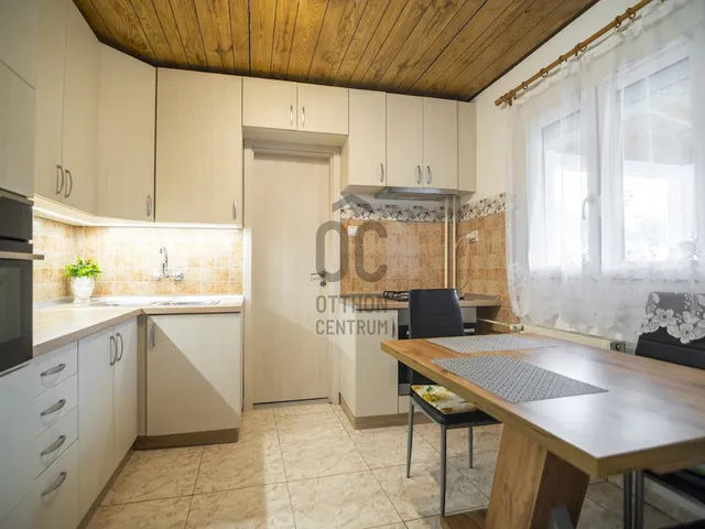 Eladó ház Budapest XXII. kerület, Budafok 160 nm