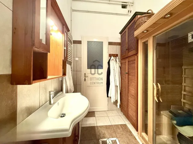 Eladó lakás Budapest VII. kerület 158 nm