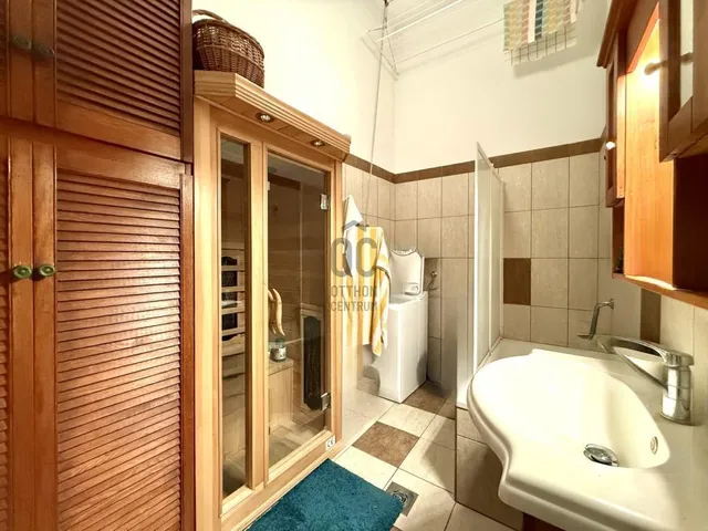 Eladó lakás Budapest VII. kerület 158 nm