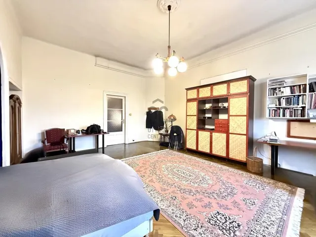 Eladó lakás Budapest VII. kerület 158 nm