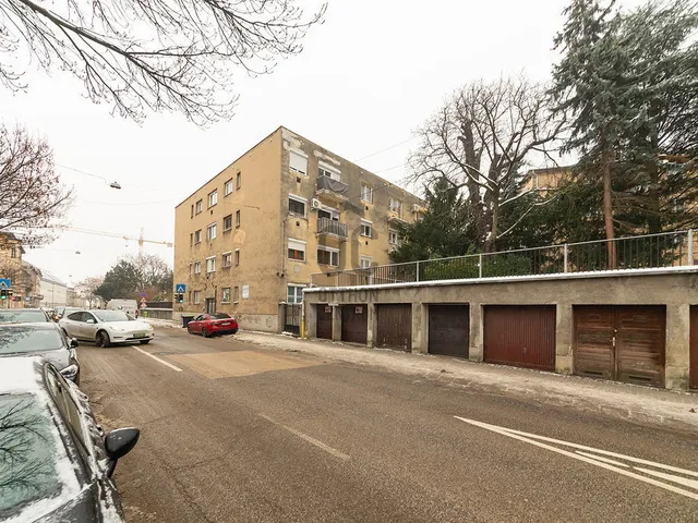 Eladó lakás Budapest XII. kerület, Kissvábhegy 52 nm