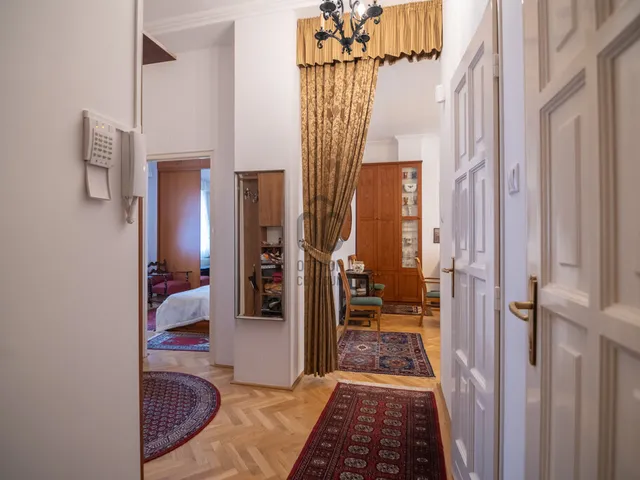 Eladó lakás Budapest II. kerület 78 nm