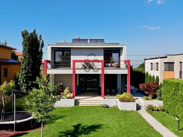 Eladó ház Budapest XXII. kerület 304 nm