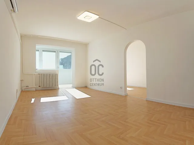 Eladó lakás Budapest III. kerület, Békásmegyer 52 nm