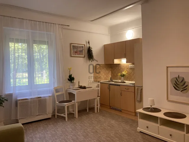 Eladó lakás Budapest XI. kerület, Albertfalva 35 nm
