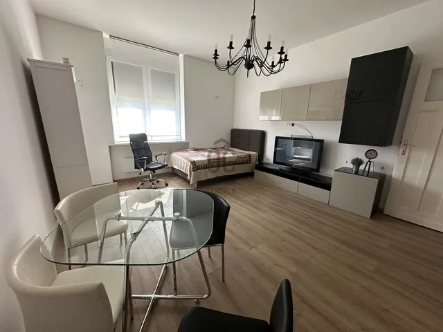 Eladó lakás Budapest XII. kerület, Németvölgy 37 nm