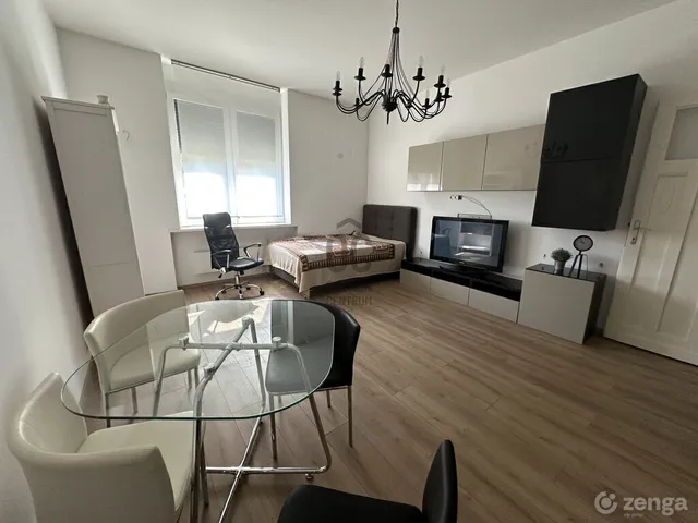 Eladó lakás Budapest XII. kerület, Németvölgy 37 nm