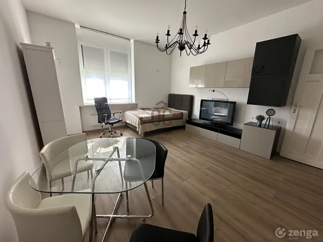 Eladó lakás Budapest XII. kerület, Németvölgy 37 nm