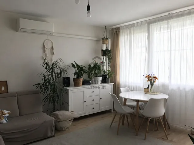 Eladó lakás Budapest XI. kerület, Albertfalva 70 nm