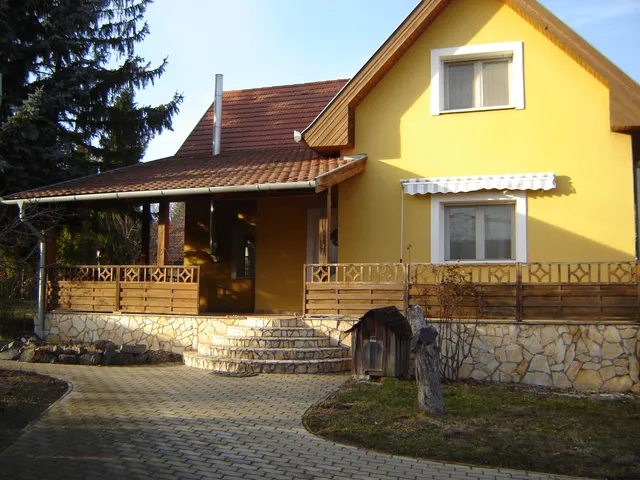 Eladó ház Balatonederics 140 nm