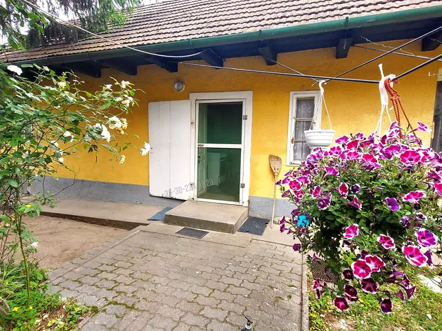 Eladó ház Szob 48 nm