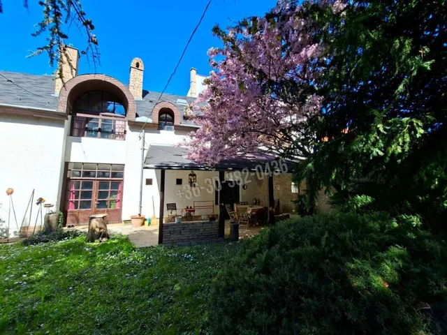 Eladó ház Vác, Tabán 200 nm