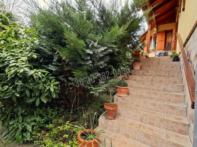 Eladó ház Verőce 245 nm