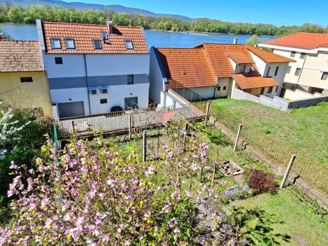 Eladó ház Vác, Belváros 202 nm