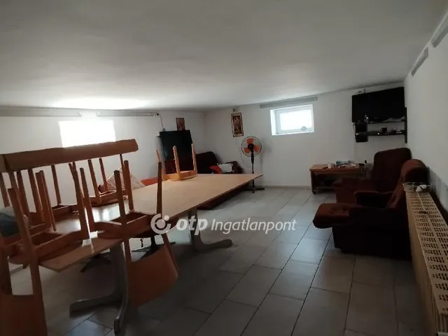 Eladó ház Jászberény 190 nm