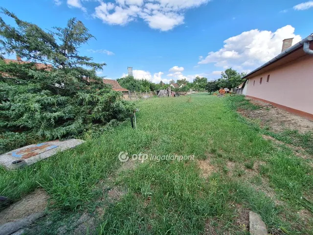 Eladó telek Szeghalom 1056 nm
