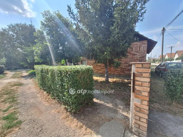 Eladó ház Füzesgyarmat 160 nm